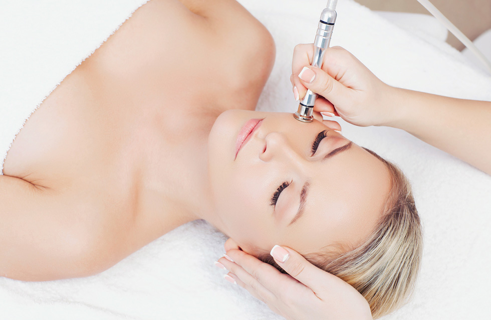 Almaz pilinqi - Ästhetik Lab Procedure Gallery